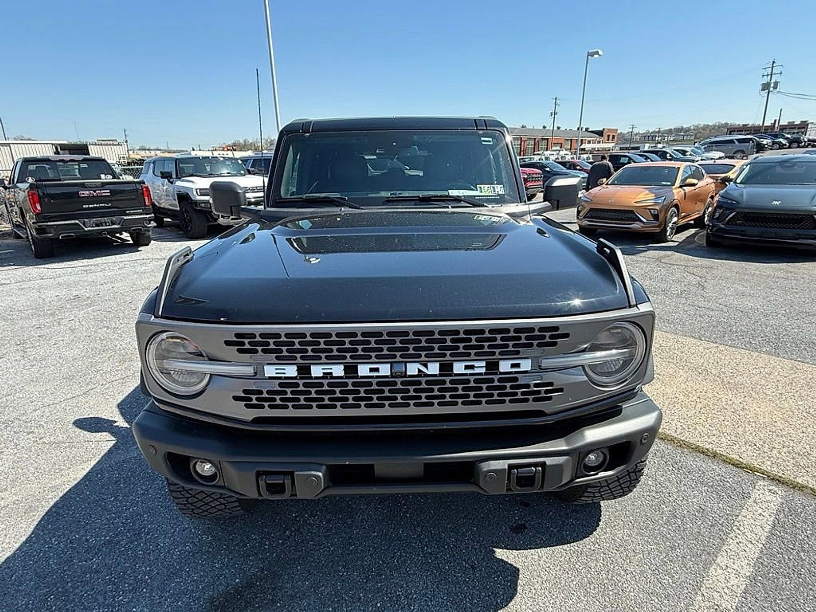 2023 Ford Bronco Base