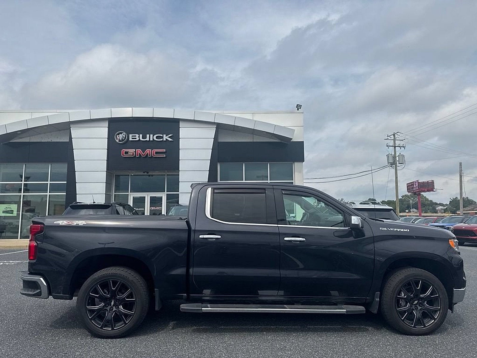 2022 Chevrolet Silverado 1500 LTZ