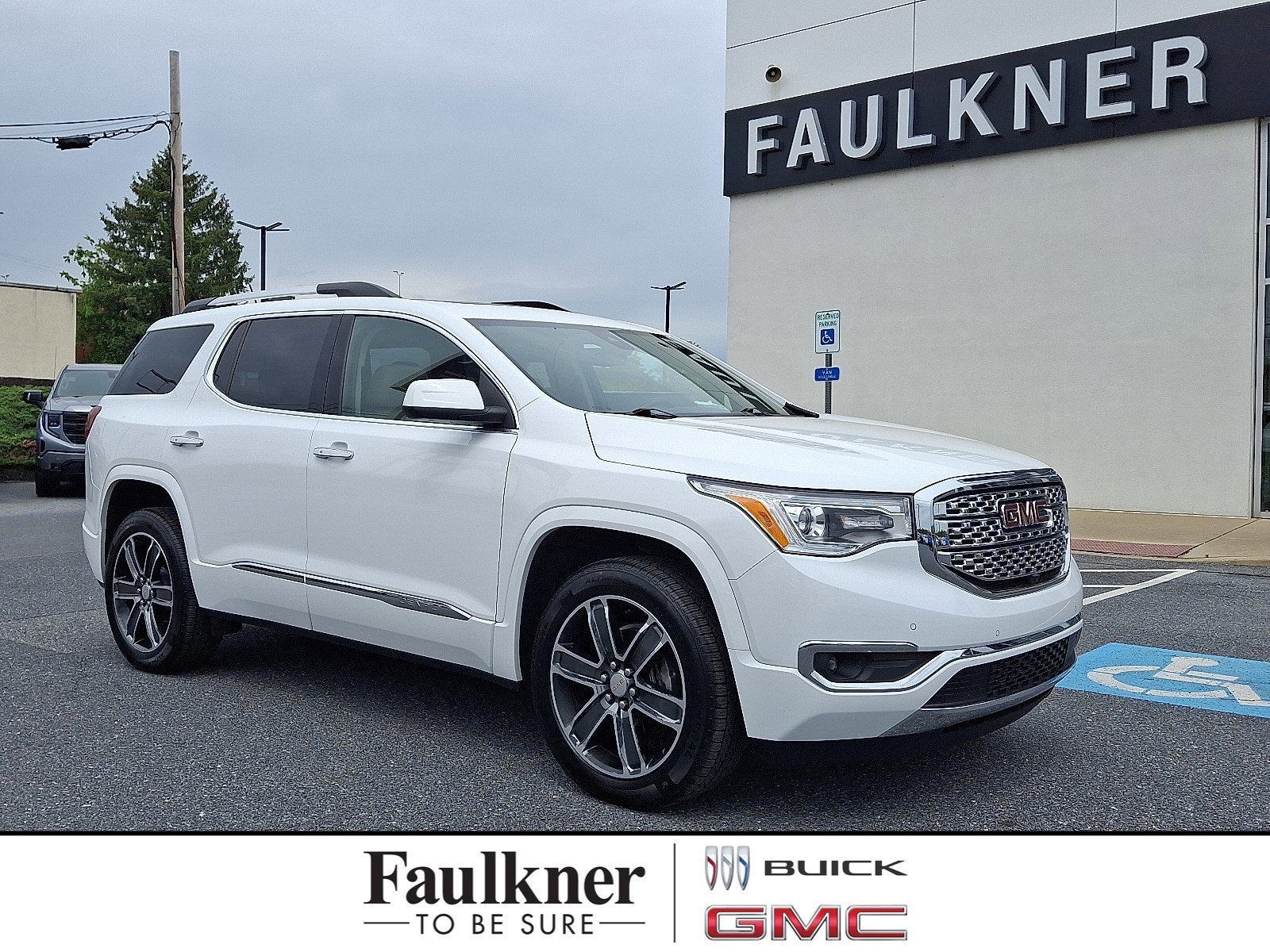 2019 GMC Acadia Denali