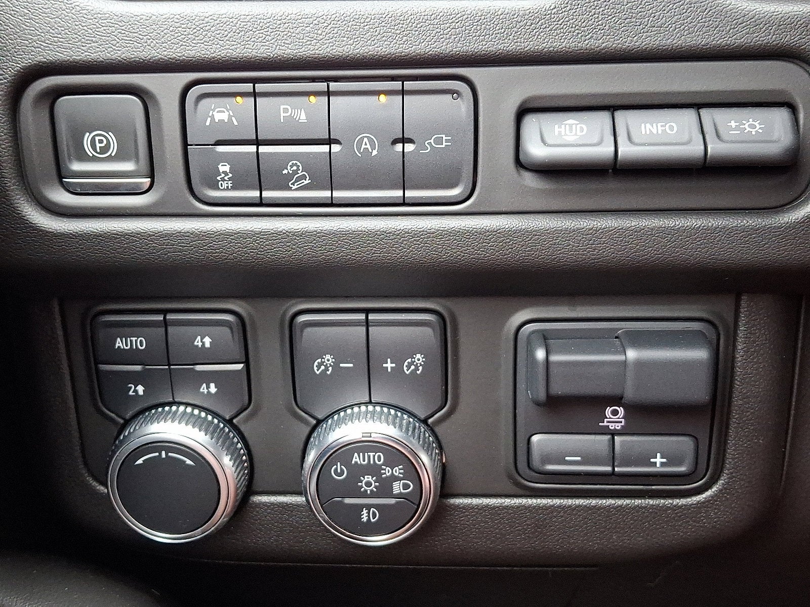2021 GMC Yukon AT4