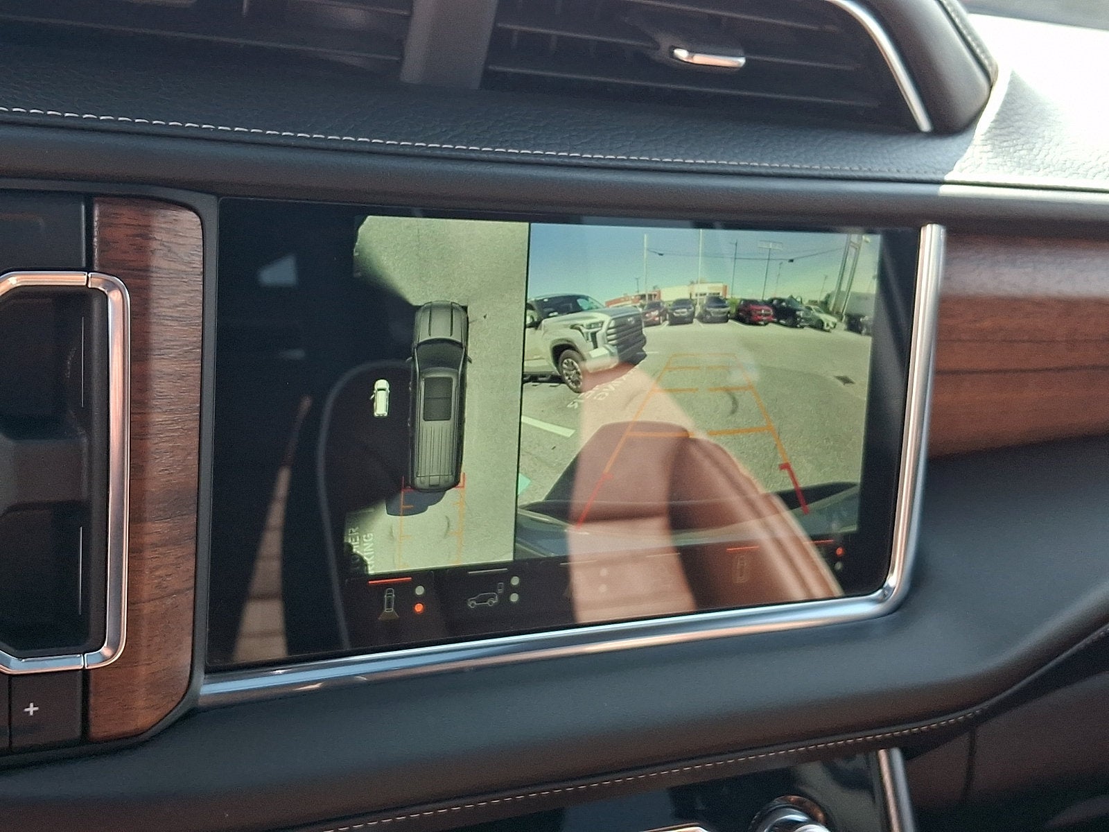 2024 GMC Yukon Denali Ultimate