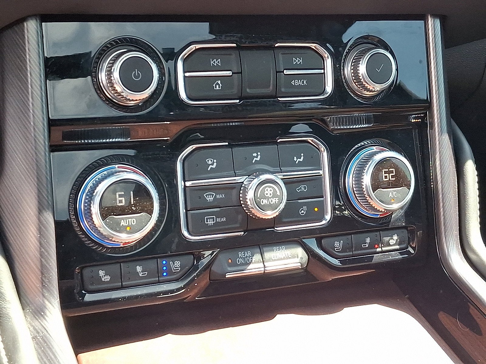 2023 GMC Yukon Denali Ultimate