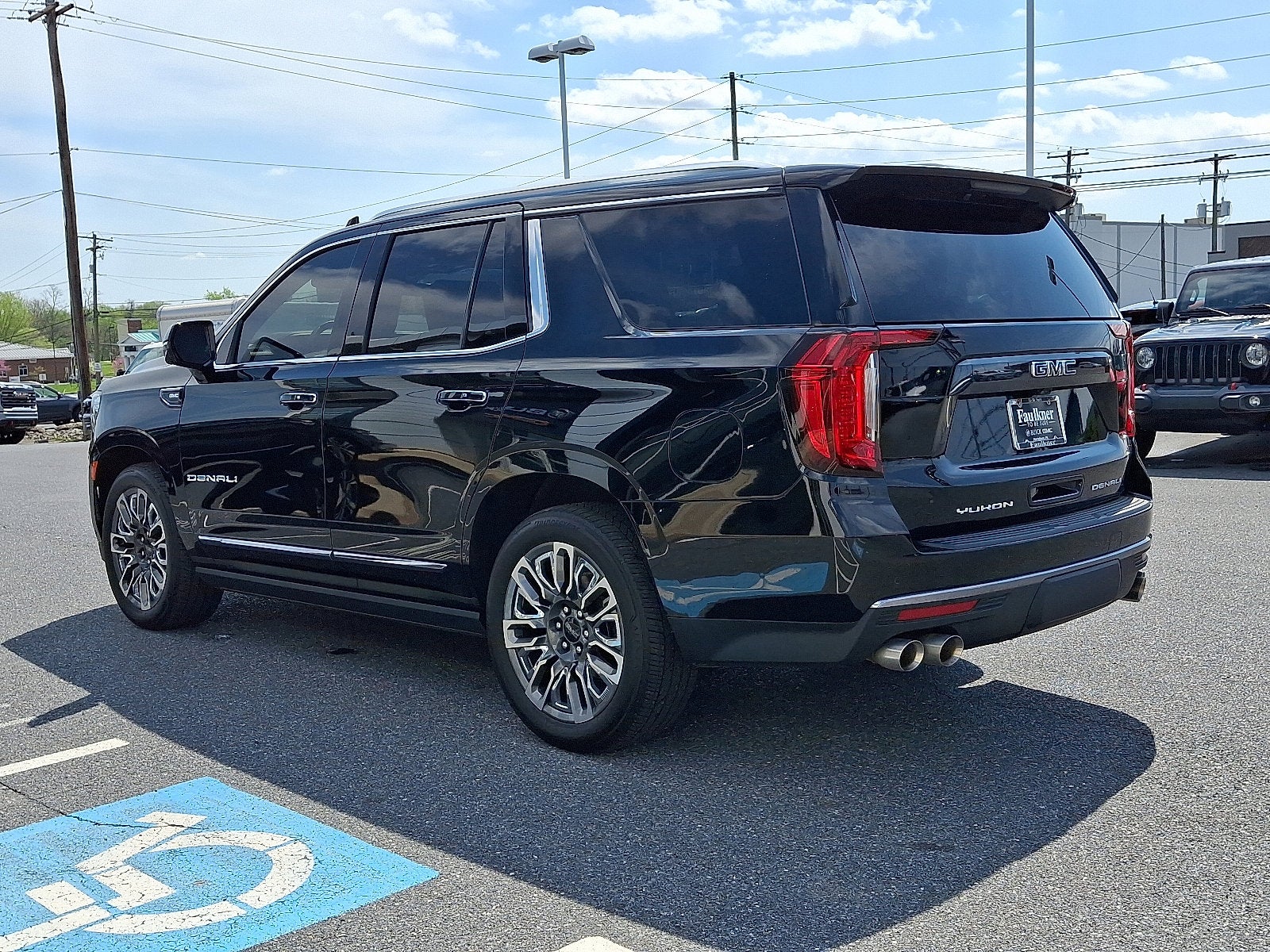 2023 GMC Yukon Denali Ultimate