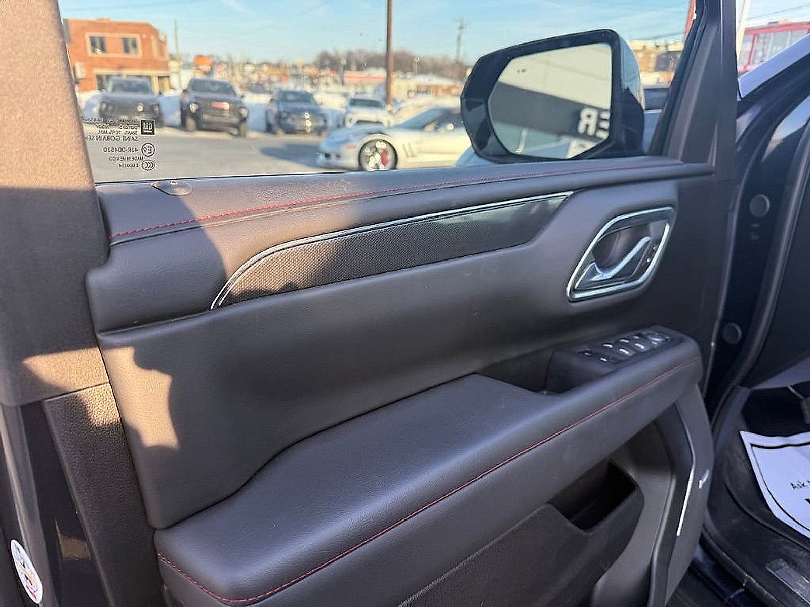 2023 Chevrolet Suburban RST