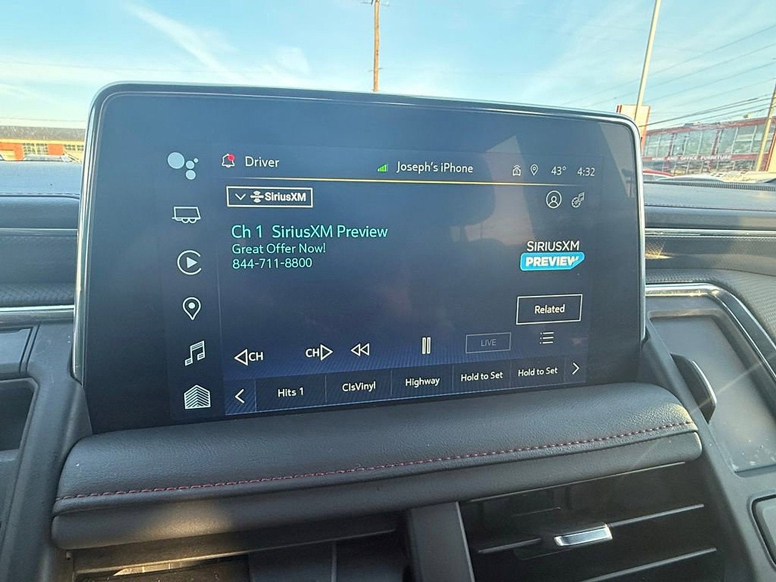 2023 Chevrolet Suburban RST