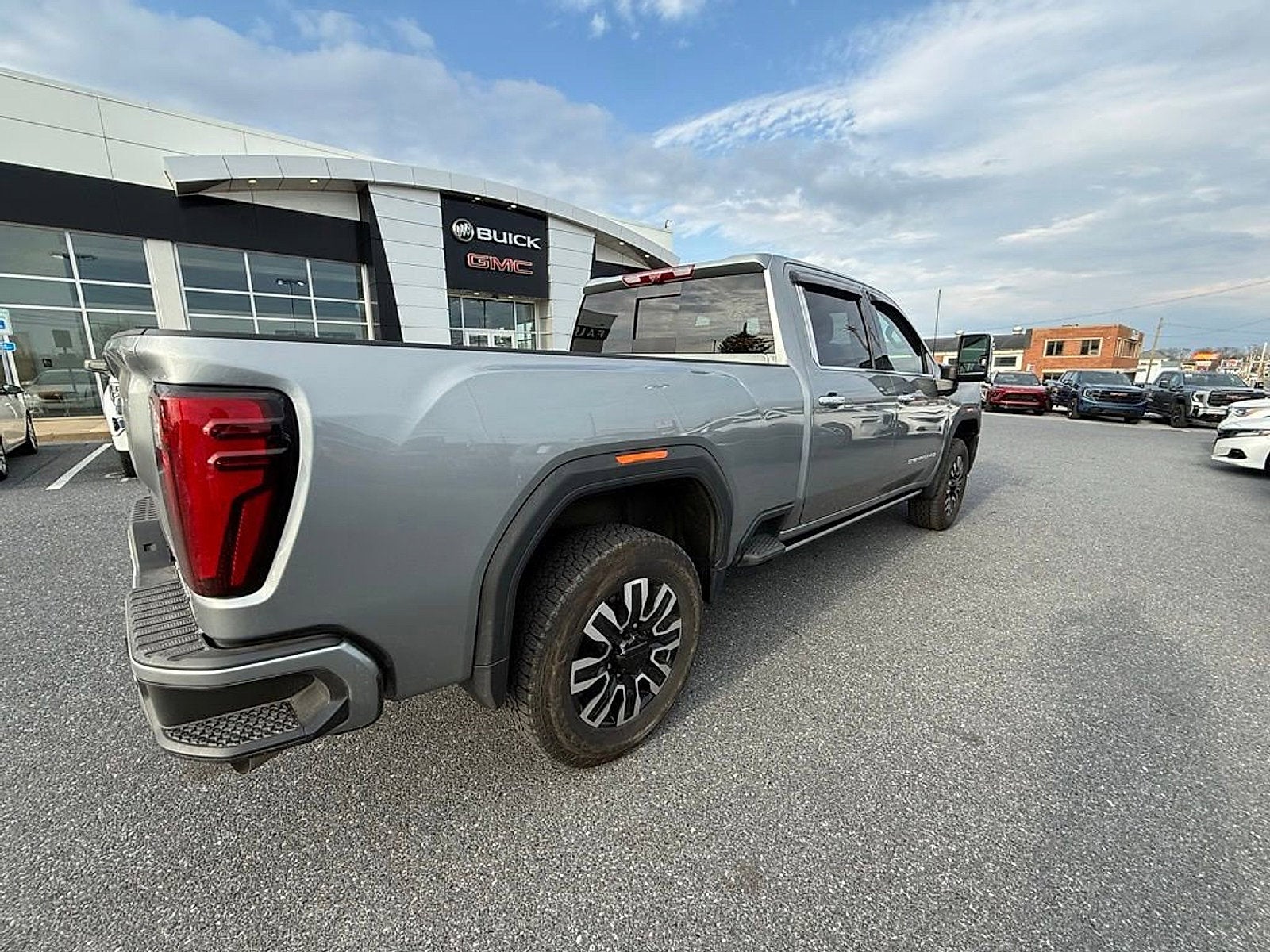 2025 GMC Sierra 2500 HD Denali Ultimate