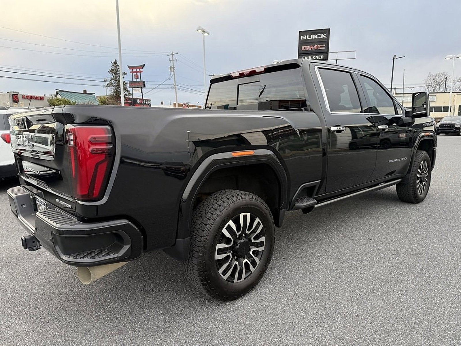 2025 GMC Sierra 3500 HD Denali Ultimate