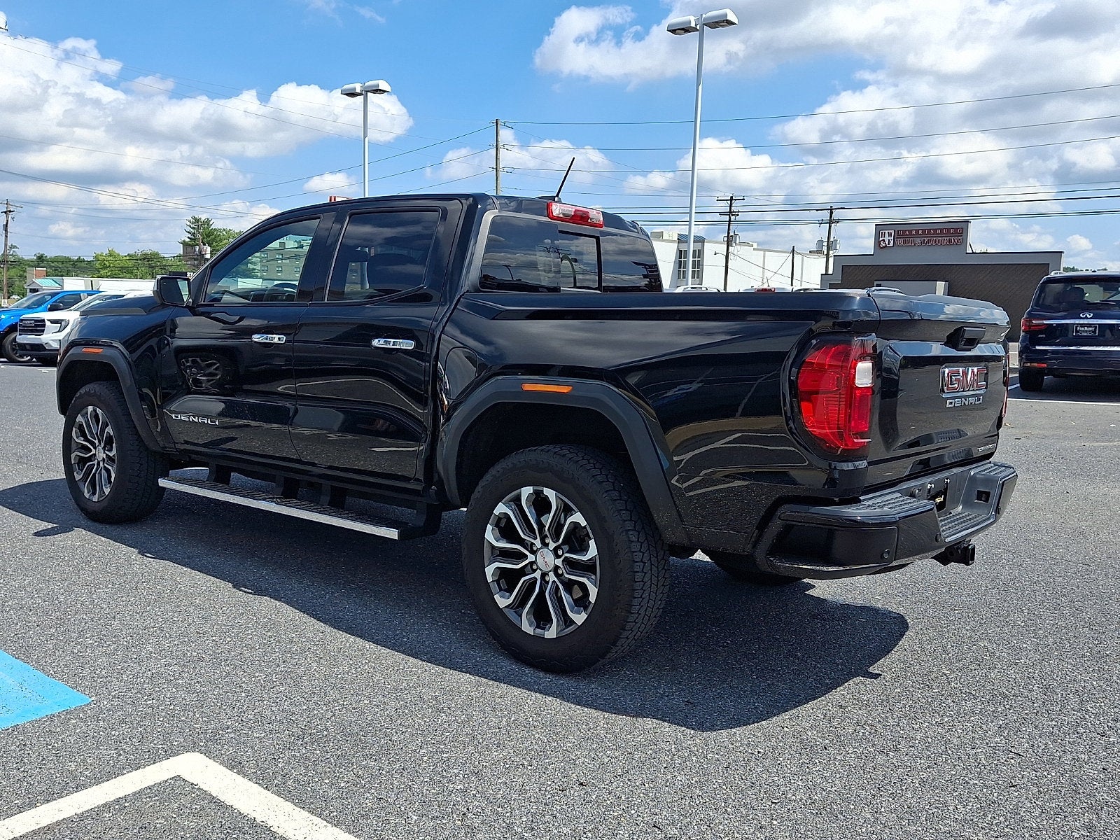 2023 GMC Canyon Denali