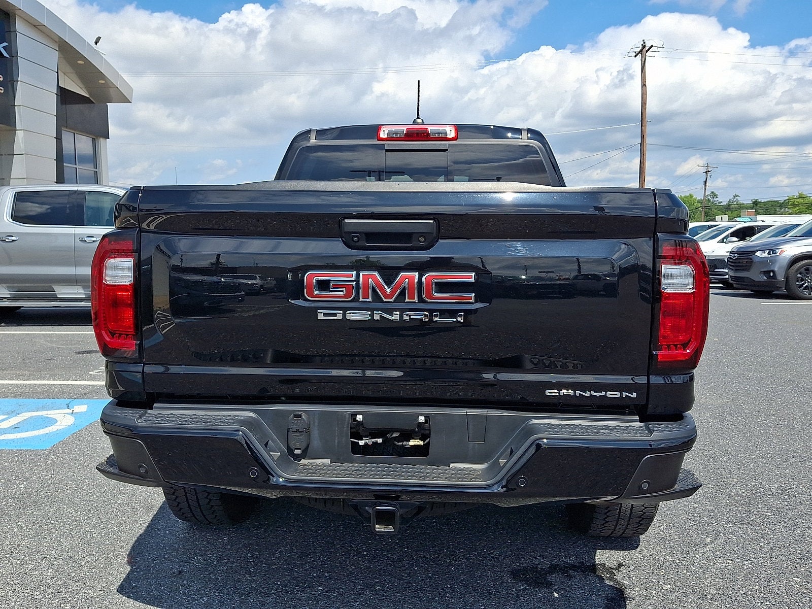 2023 GMC Canyon Denali