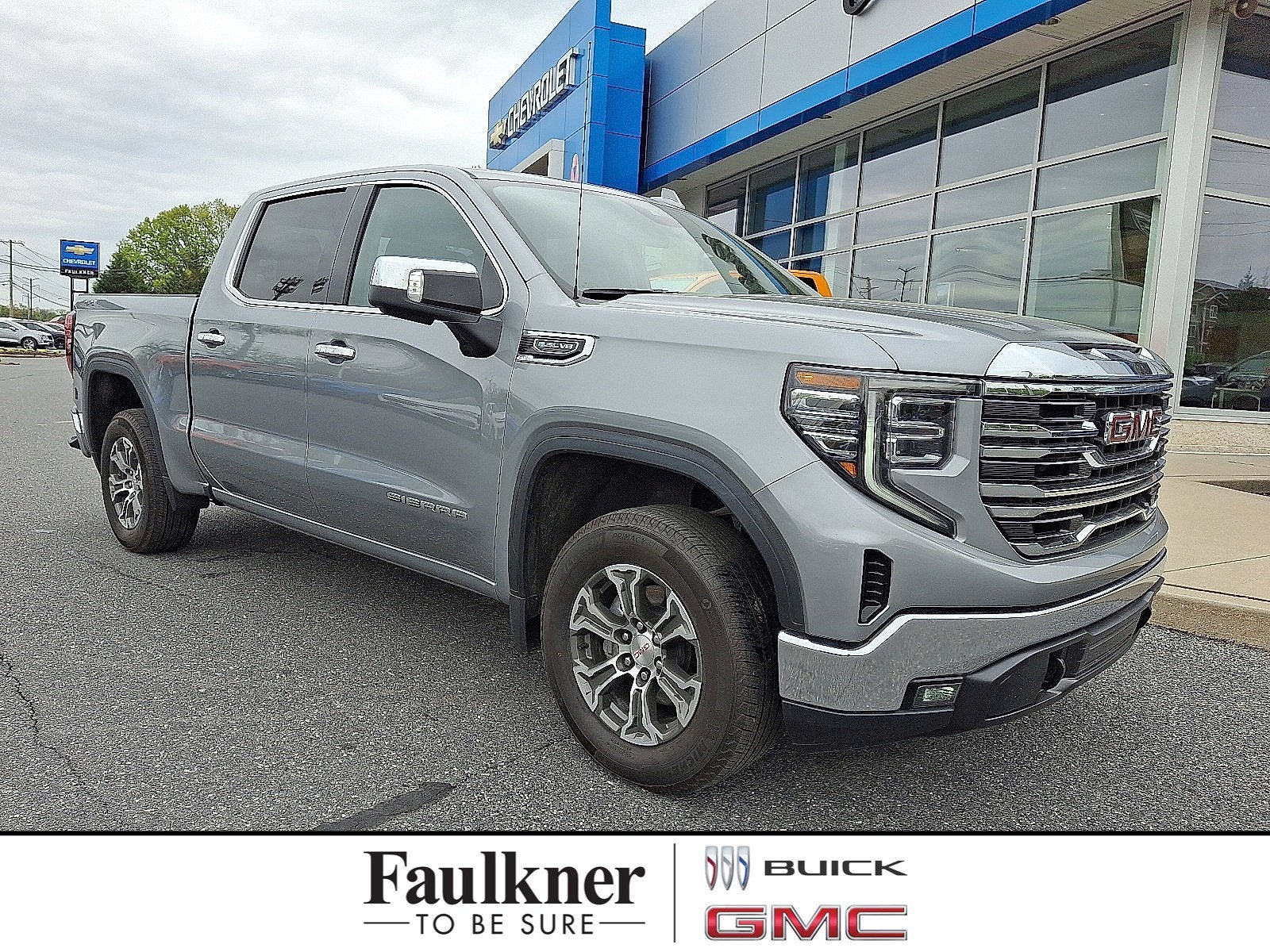 2026 GMC Sierra 1500 SLT