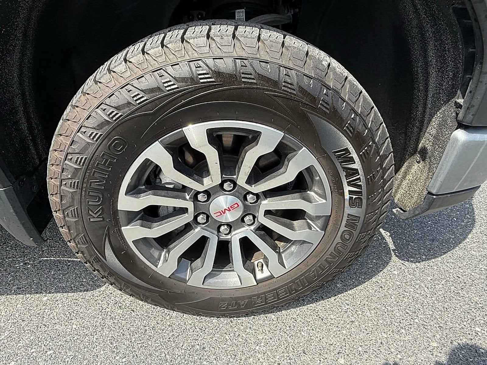 2023 GMC Sierra 1500 AT4