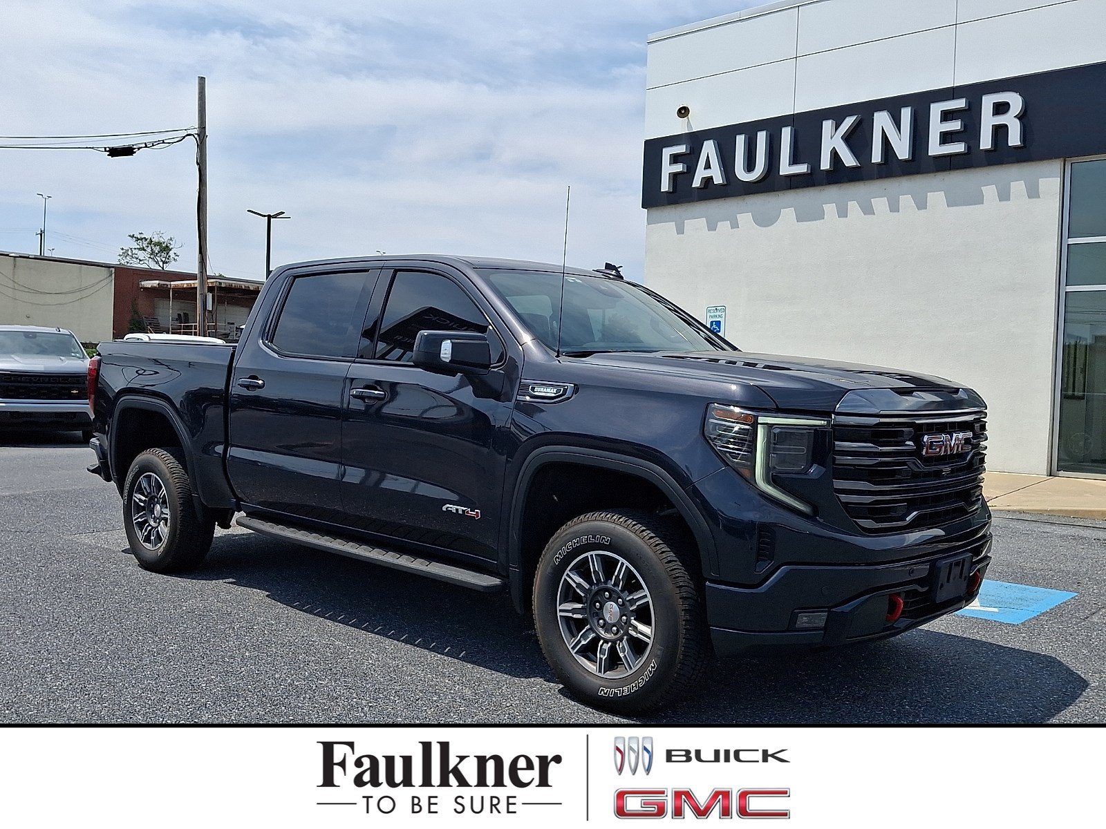 2024 GMC Sierra 1500 AT4