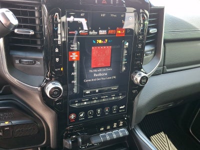 2021 RAM 2500 Laramie Crew Cab 4x4 6'4" Box