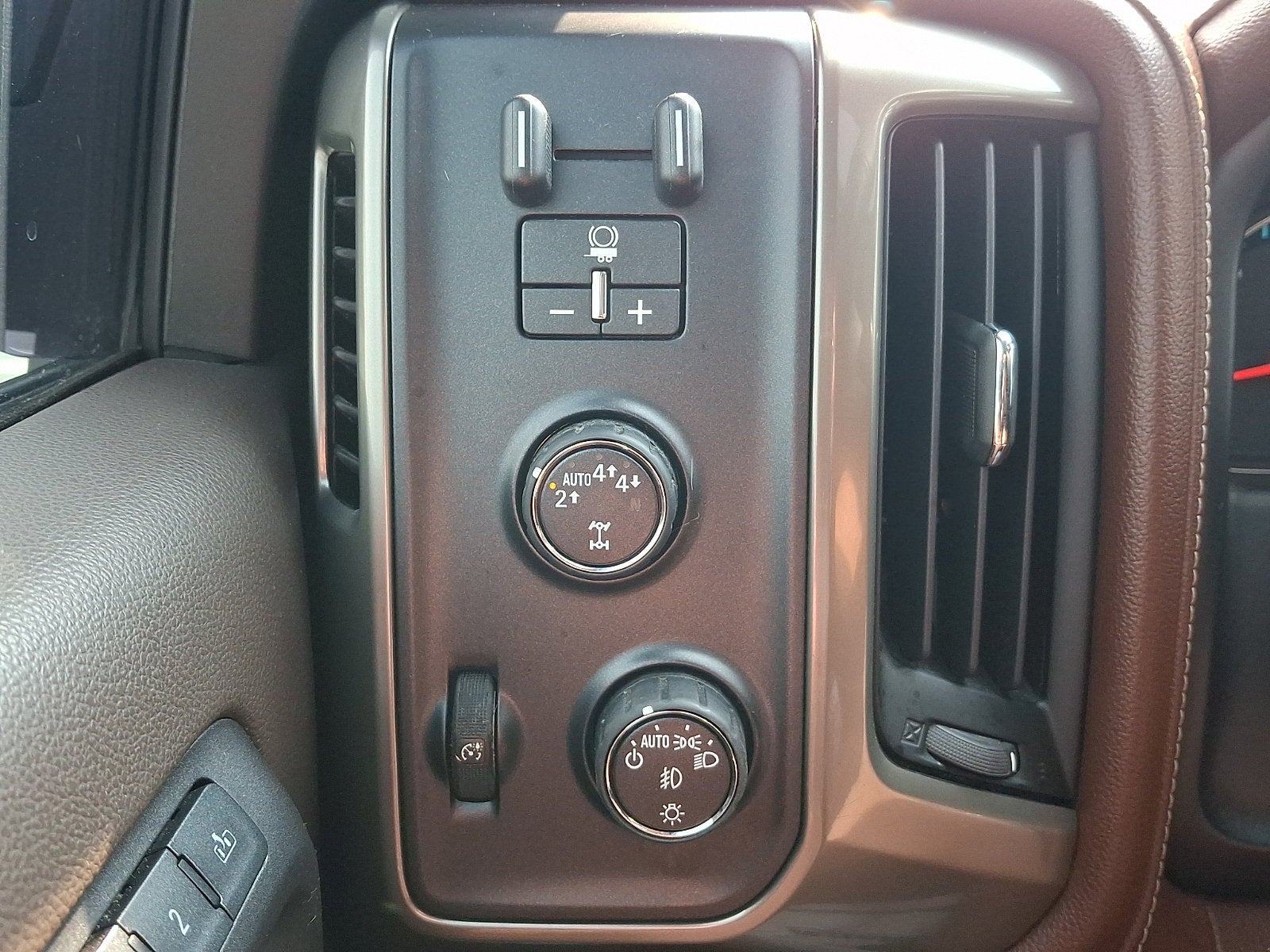2017 Chevrolet Silverado 1500 High Country