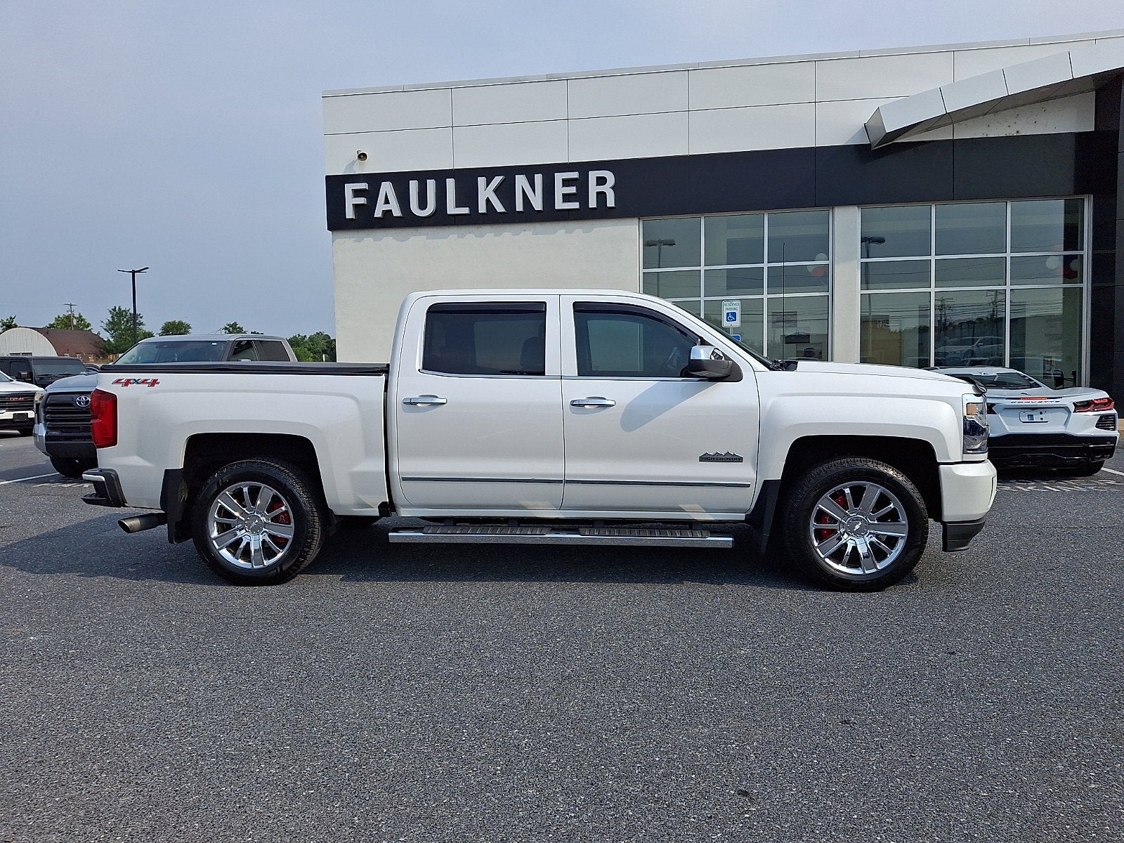 2017 Chevrolet Silverado 1500 High Country