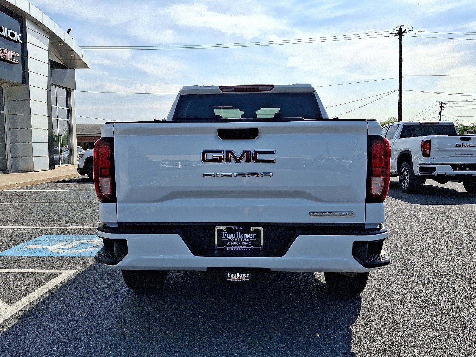 2024 GMC Sierra 1500 Elevation