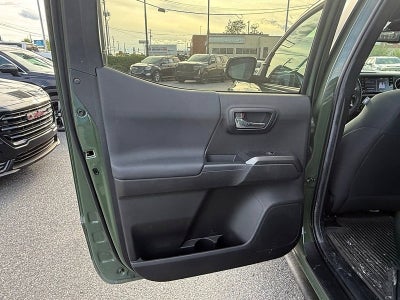 2022 Toyota Tacoma 4WD SR