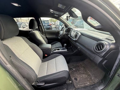 2022 Toyota Tacoma 4WD SR