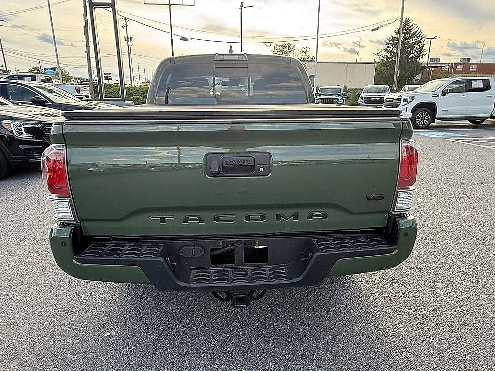 2022 Toyota Tacoma 4WD SR