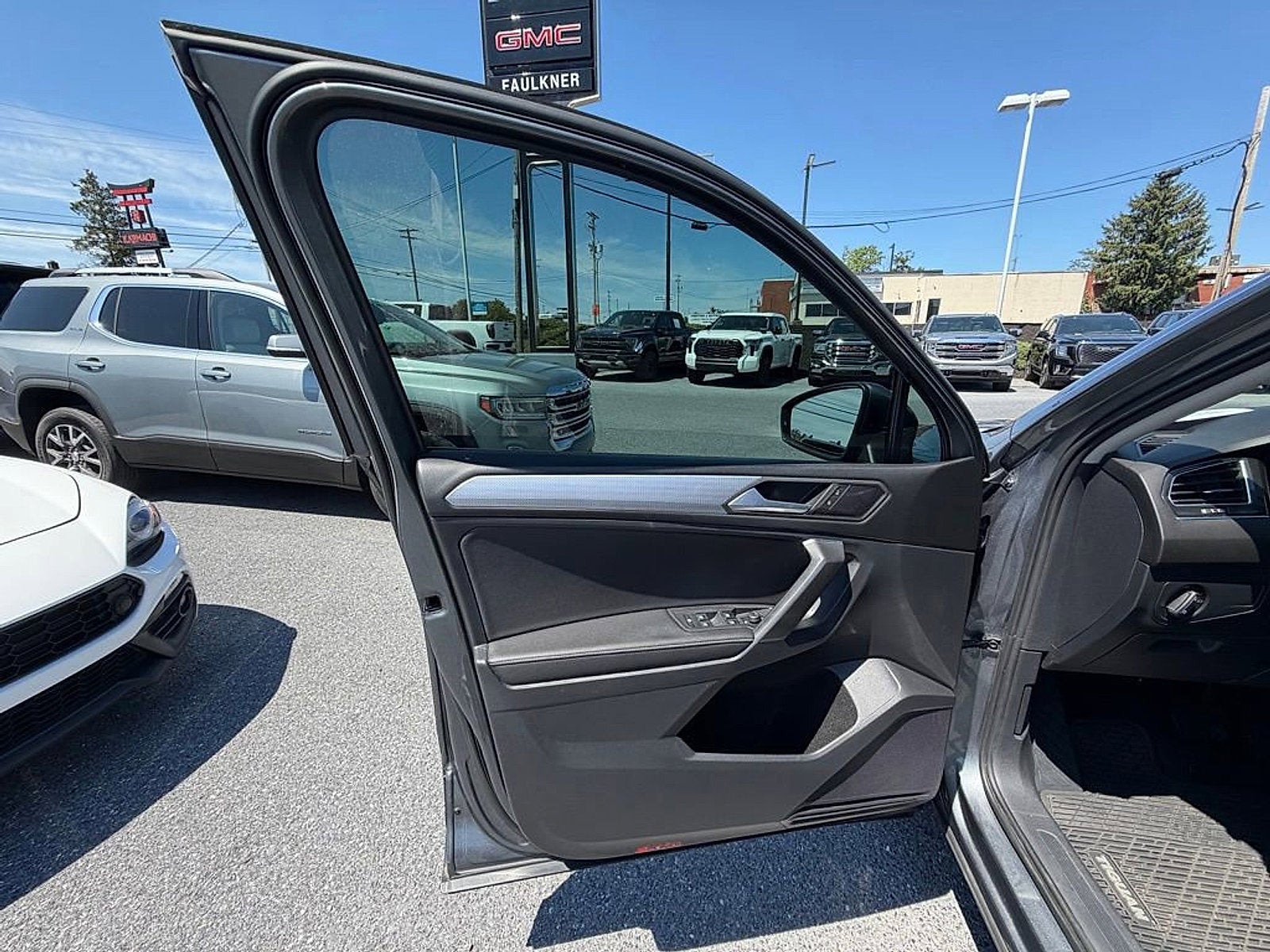 2022 Volkswagen Tiguan S
