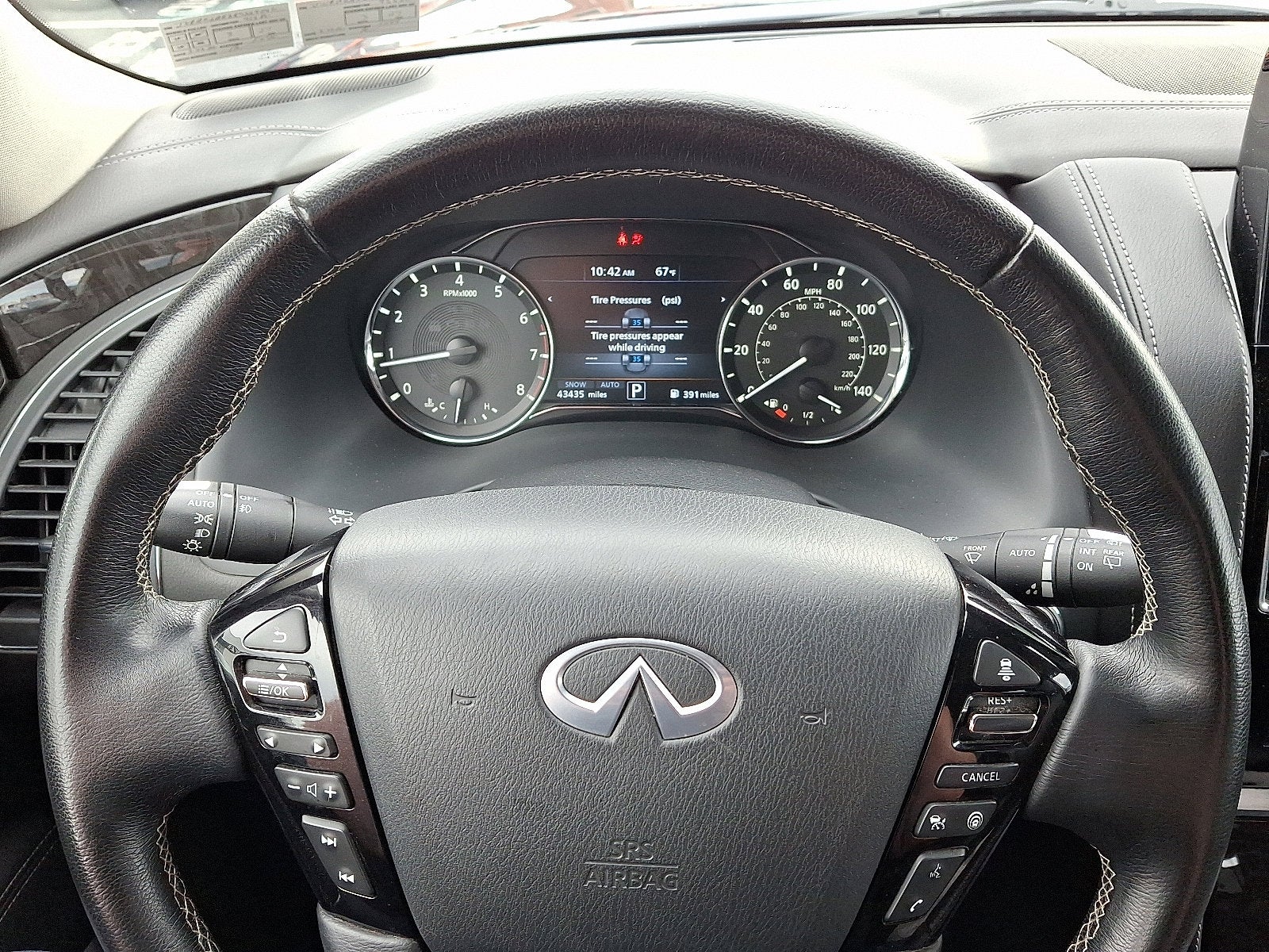 2024 INFINITI QX80 LUXE