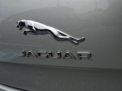 2016 Jaguar XJ R-Sport