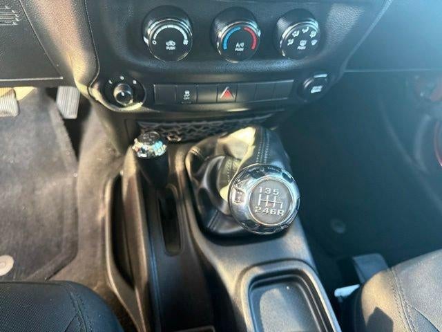 2014 Jeep Wrangler 4WD 2dr Sport