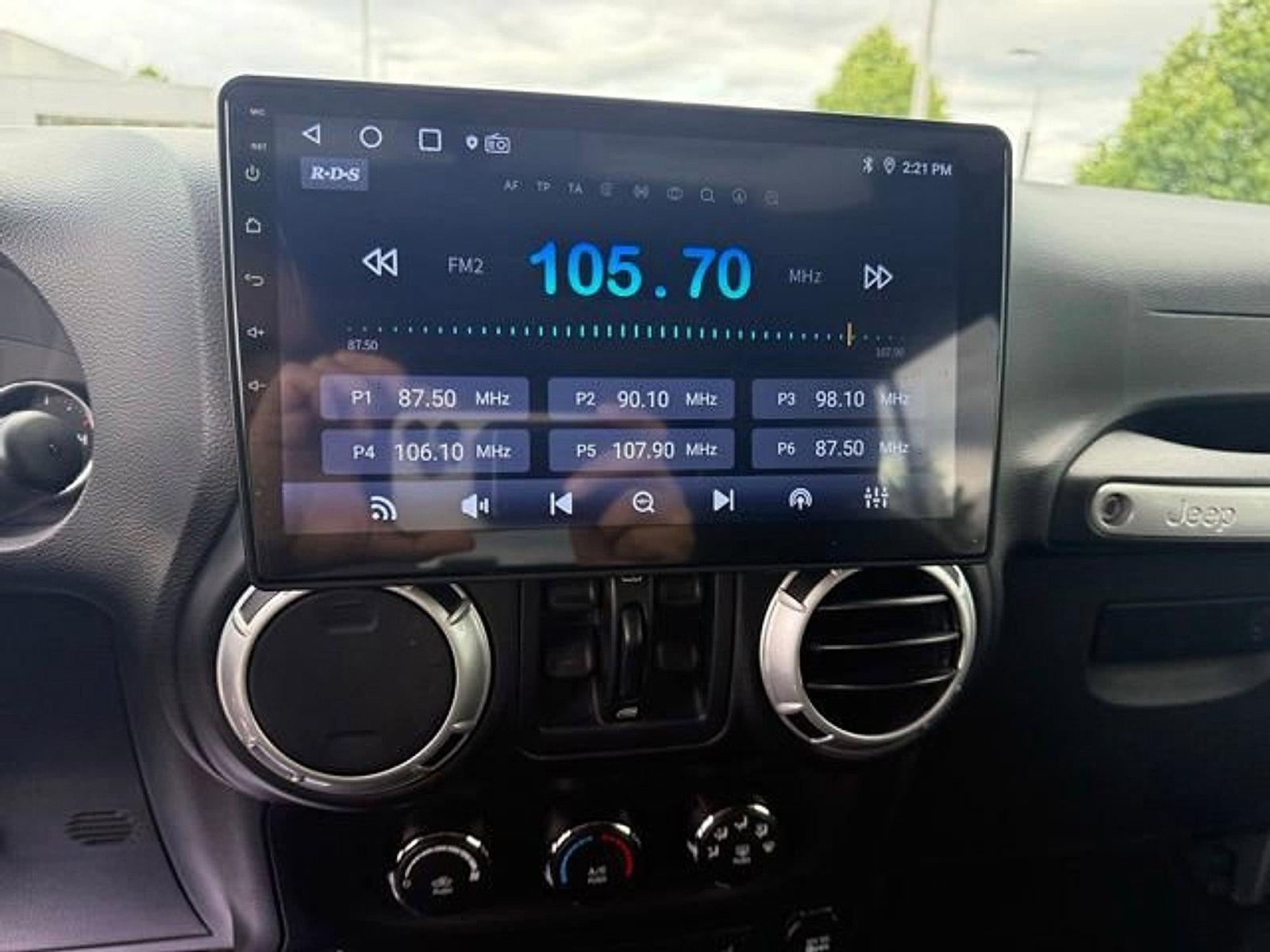 2014 Jeep Wrangler Unlimited 4WD 4dr Freedom Edition *Ltd Avail*