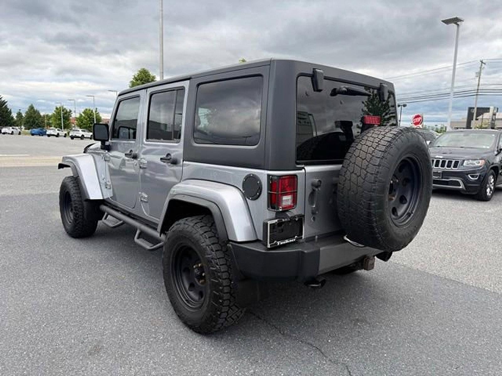 2014 Jeep Wrangler Unlimited 4WD 4dr Freedom Edition *Ltd Avail*