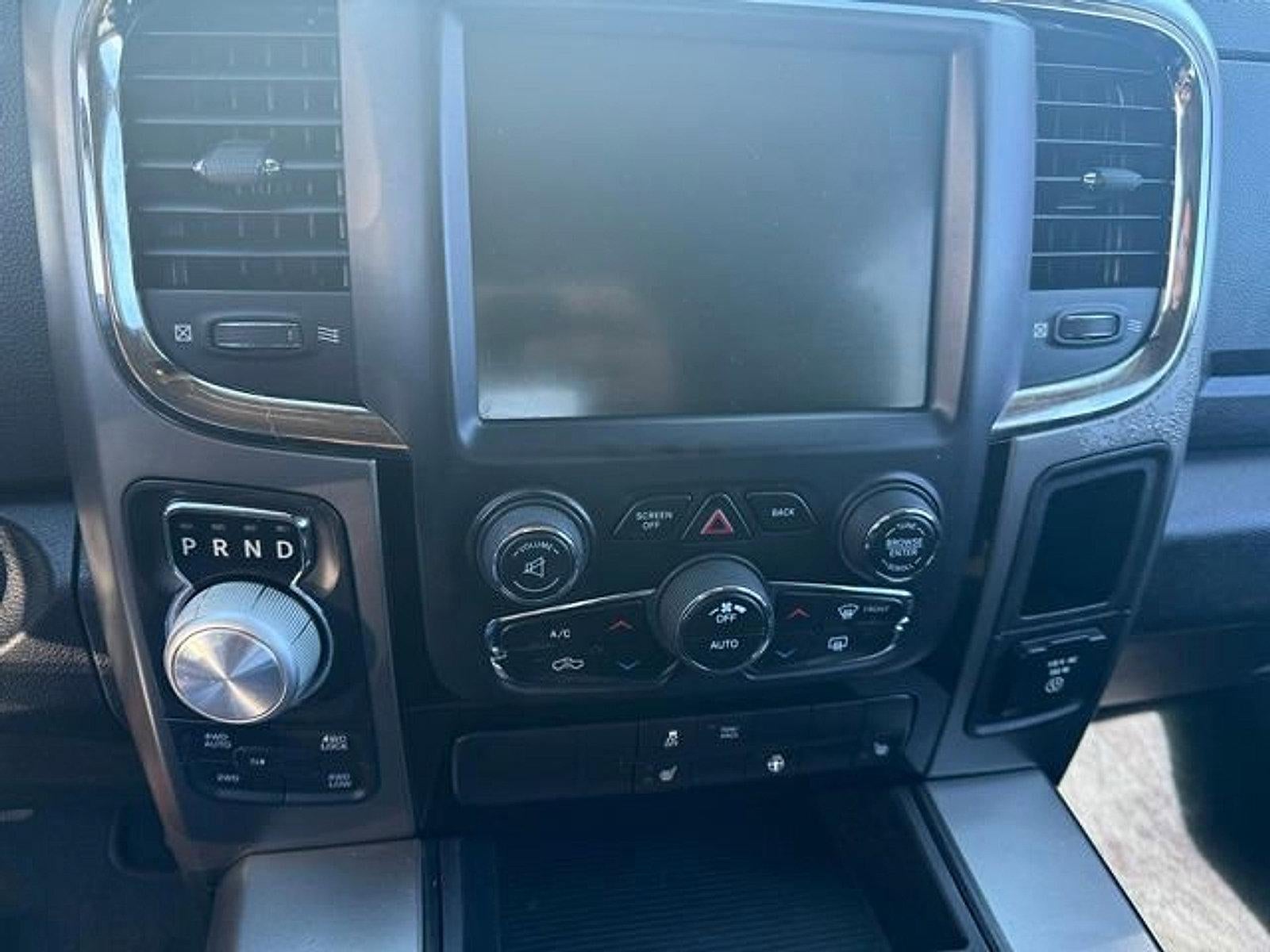 2014 RAM 1500 4WD Crew Cab 5.7 Ft Box Sport