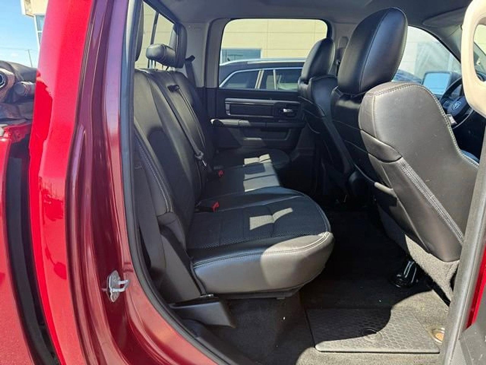 2014 RAM 1500 4WD Crew Cab 5.7 Ft Box Sport