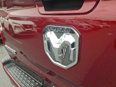 2022 RAM 1500 Big Horn 4x4 Crew Cab 5'7" Box