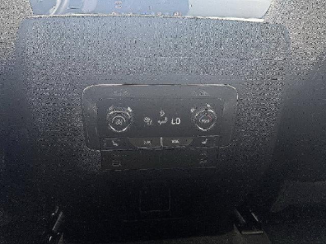 2025 Chevrolet Suburban 4WD LT