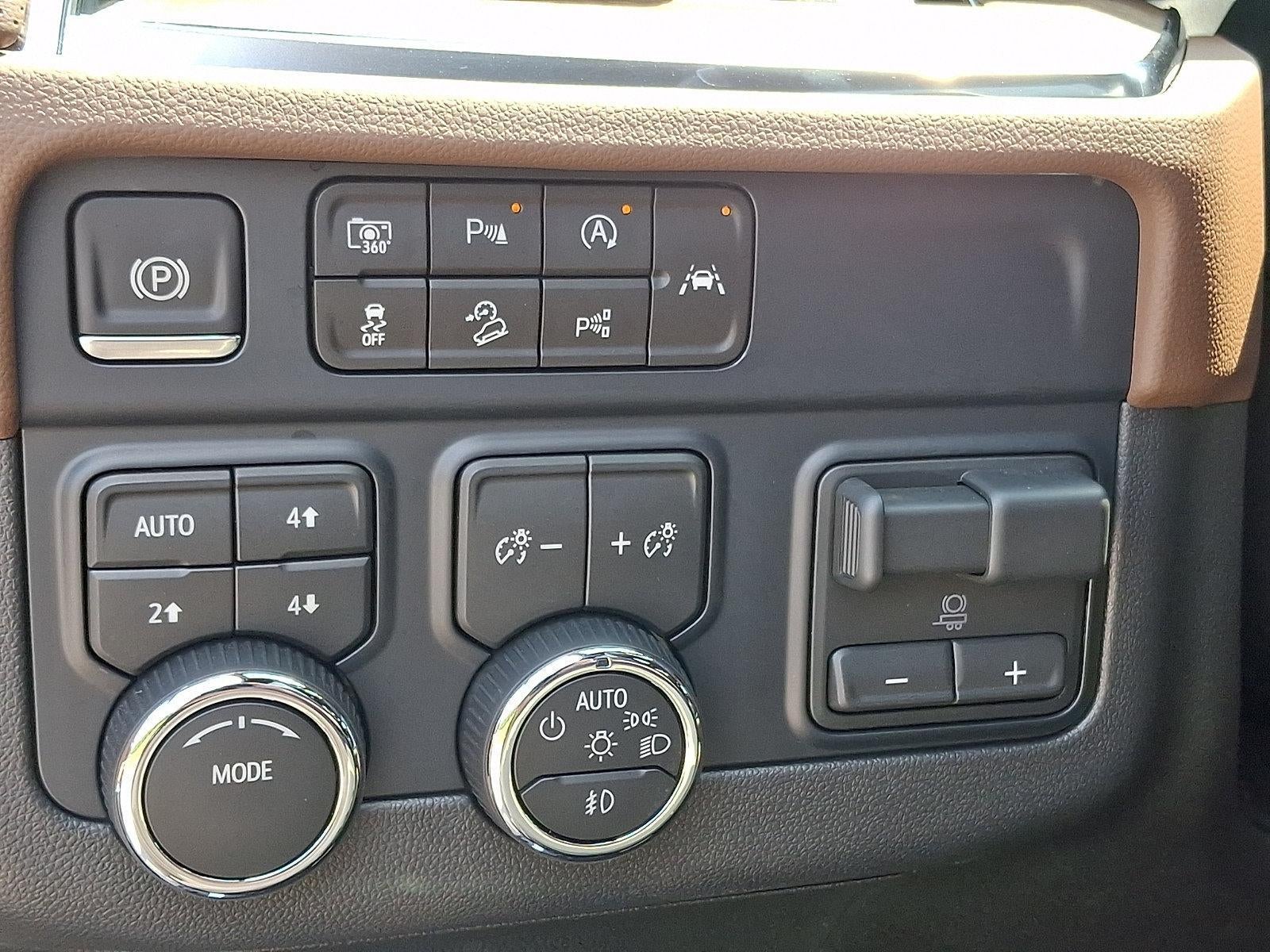 2026 Chevrolet Suburban High Country - Photo 27