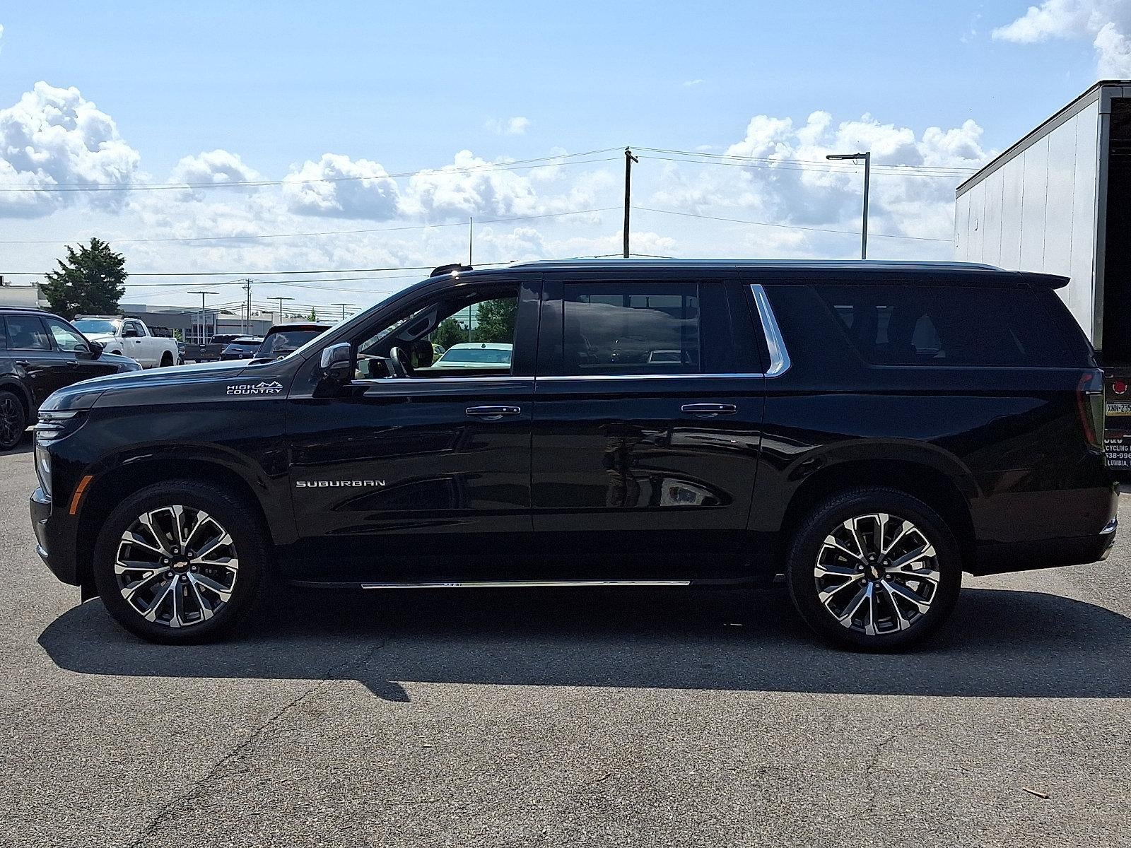 2026 Chevrolet Suburban High Country - Photo 8