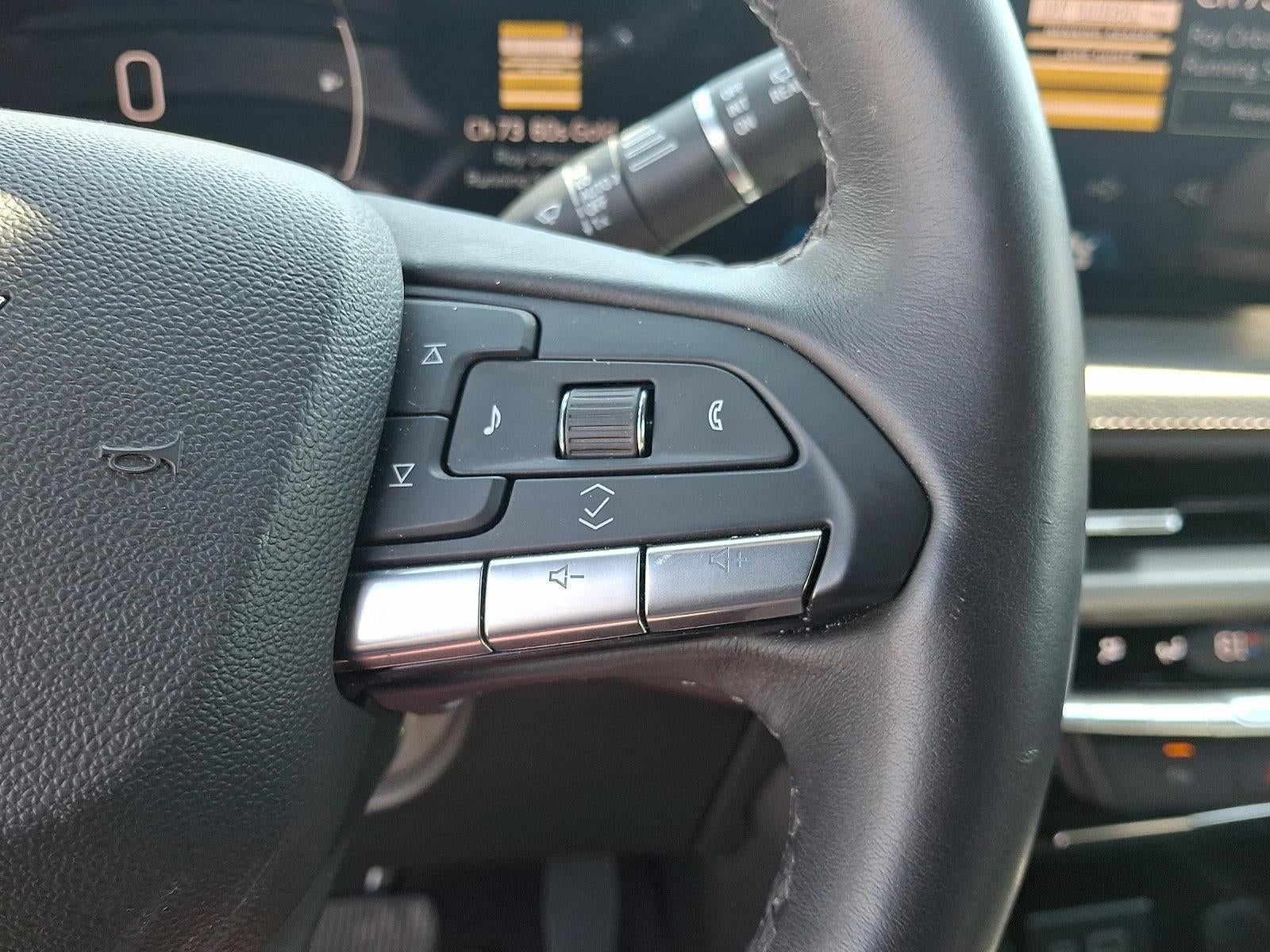 2025 Cadillac XT4 AWD 4dr Premium Luxury