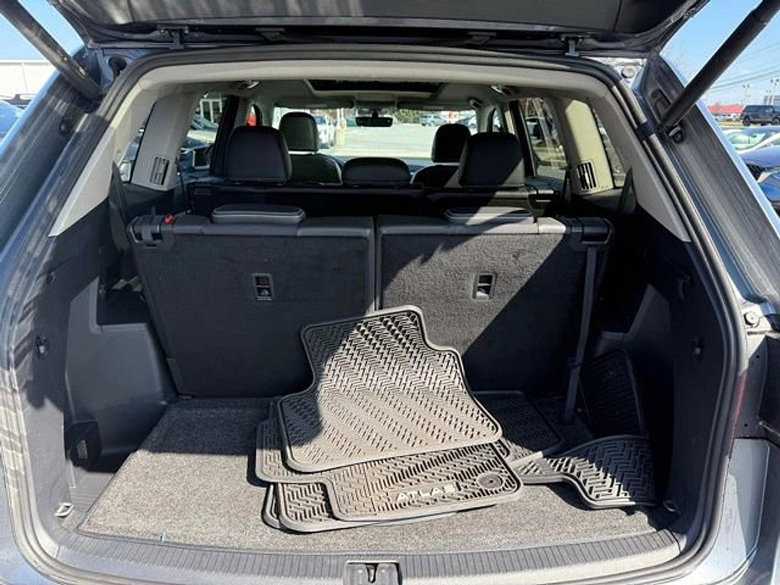 2023 Volkswagen Atlas 3.6L V6 SE w/Technology 4MOTION