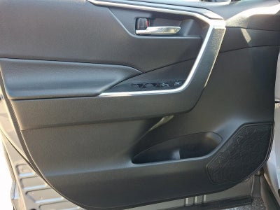 2021 Toyota RAV4 XLE AWD (Natl)