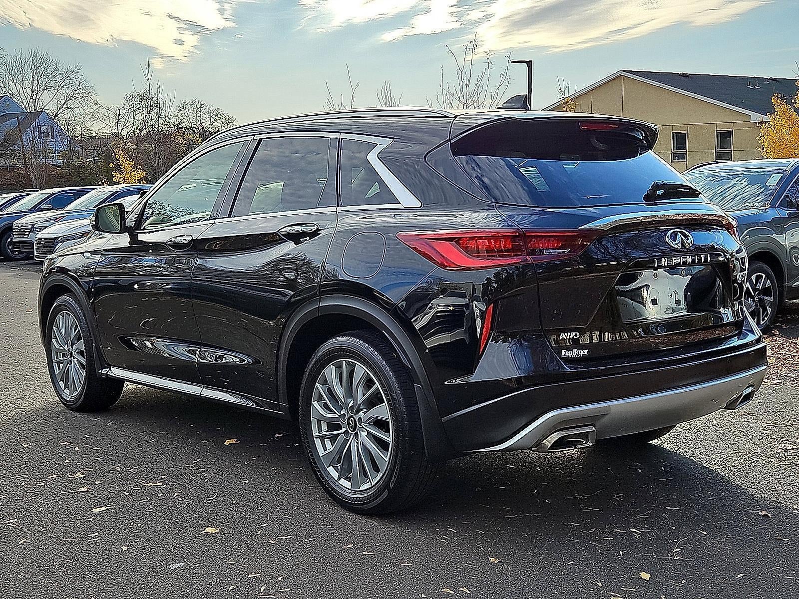 2023 INFINITI QX50 LUXE AWD