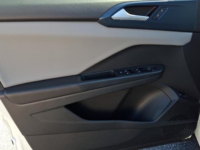 2022 Volkswagen Taos SE 4MOTION