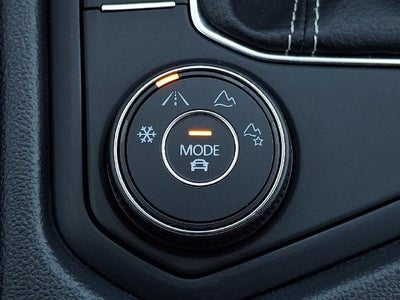 2022 Volkswagen Taos SE 4MOTION