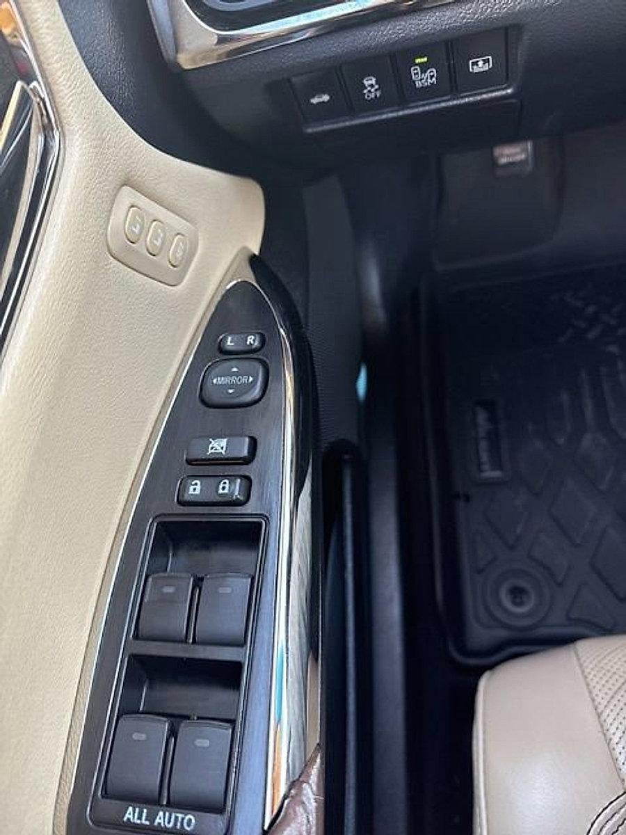 2014 Toyota Avalon 4dr Sdn Limited (Natl)