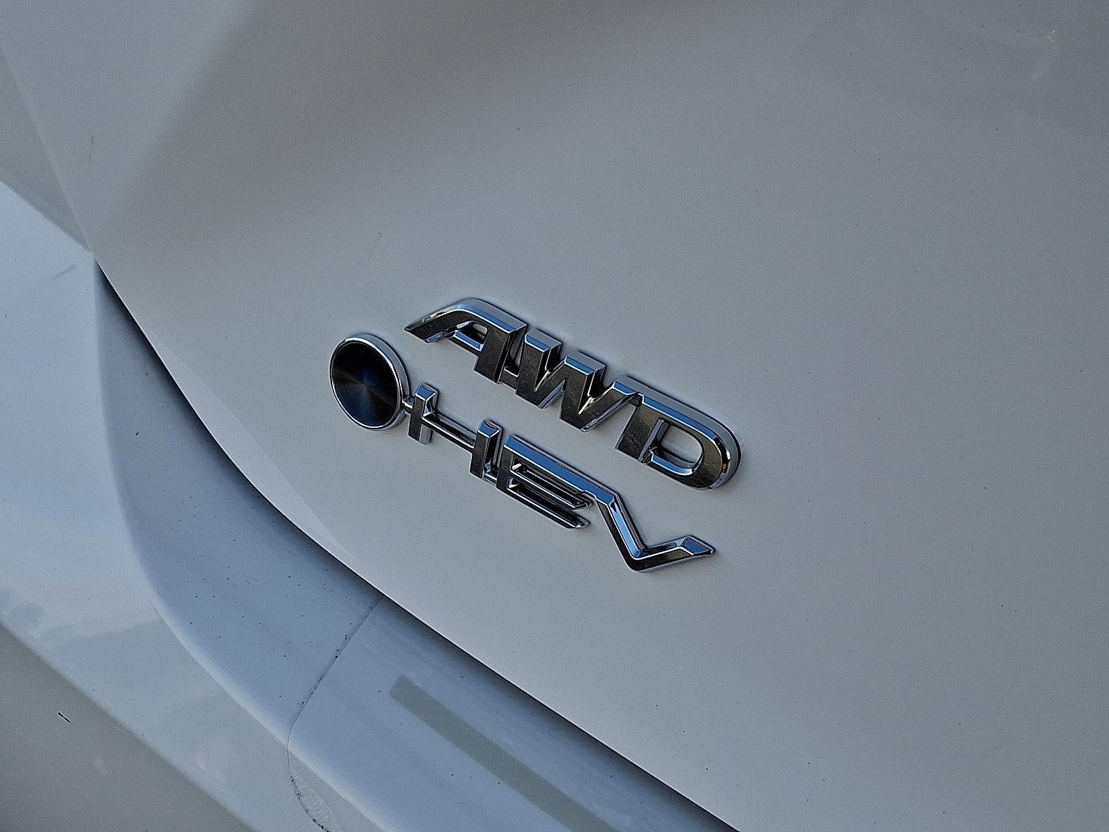 2025 Toyota Camry LE AWD (Natl)