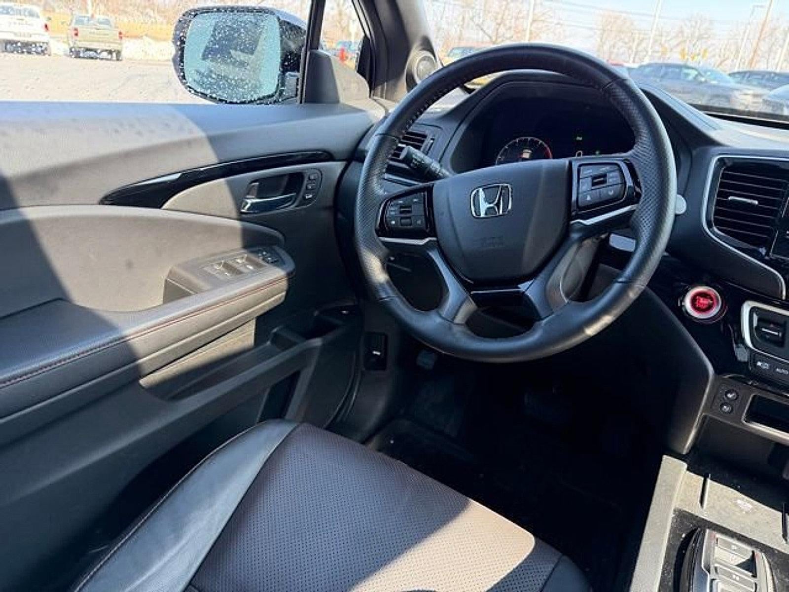 2025 Honda Ridgeline Black Edition AWD