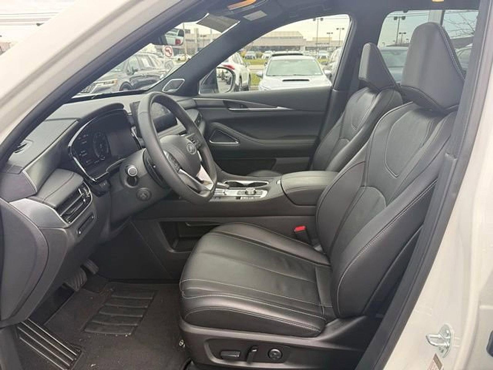 2025 INFINITI QX60 LUXE AWD