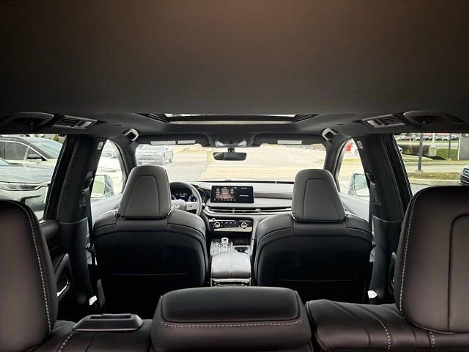 2025 INFINITI QX60 LUXE AWD