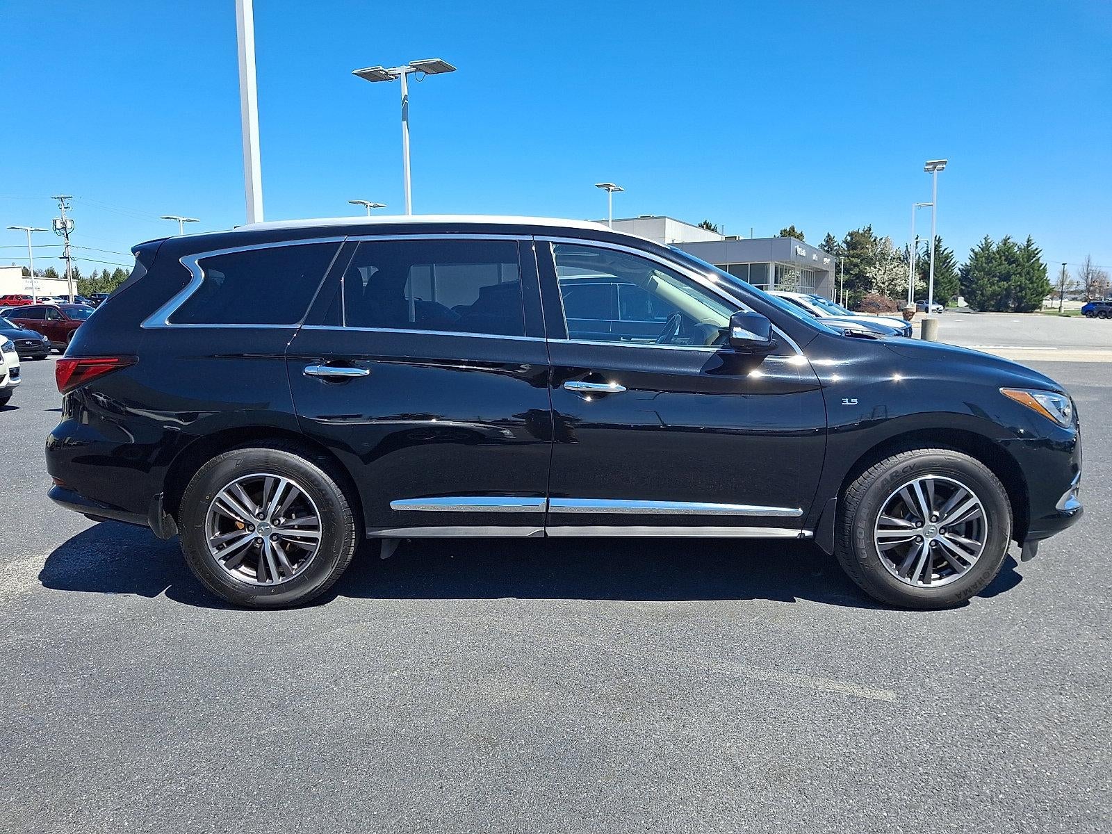 2019 INFINITI QX60 LUXE AWD