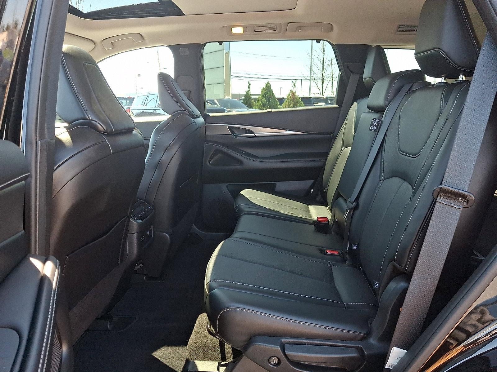 2023 INFINITI QX60 LUXE AWD