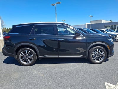 2023 INFINITI QX60 LUXE AWD