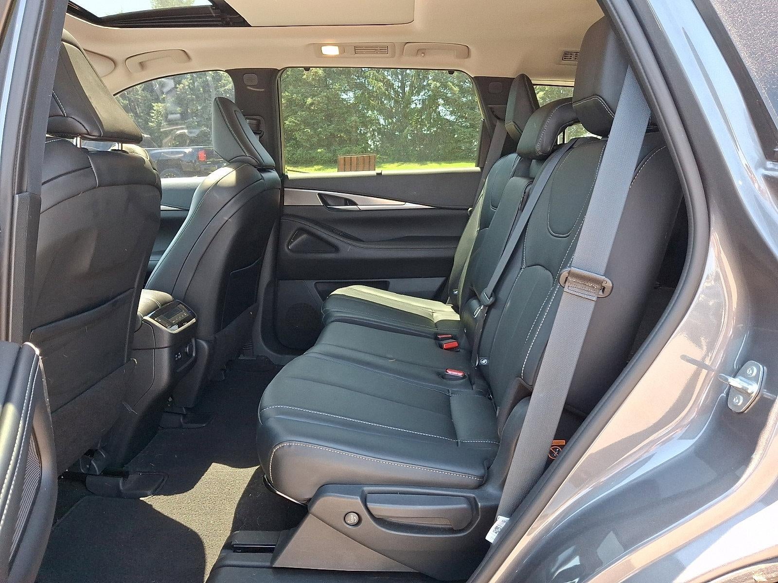 2023 INFINITI QX60 LUXE AWD
